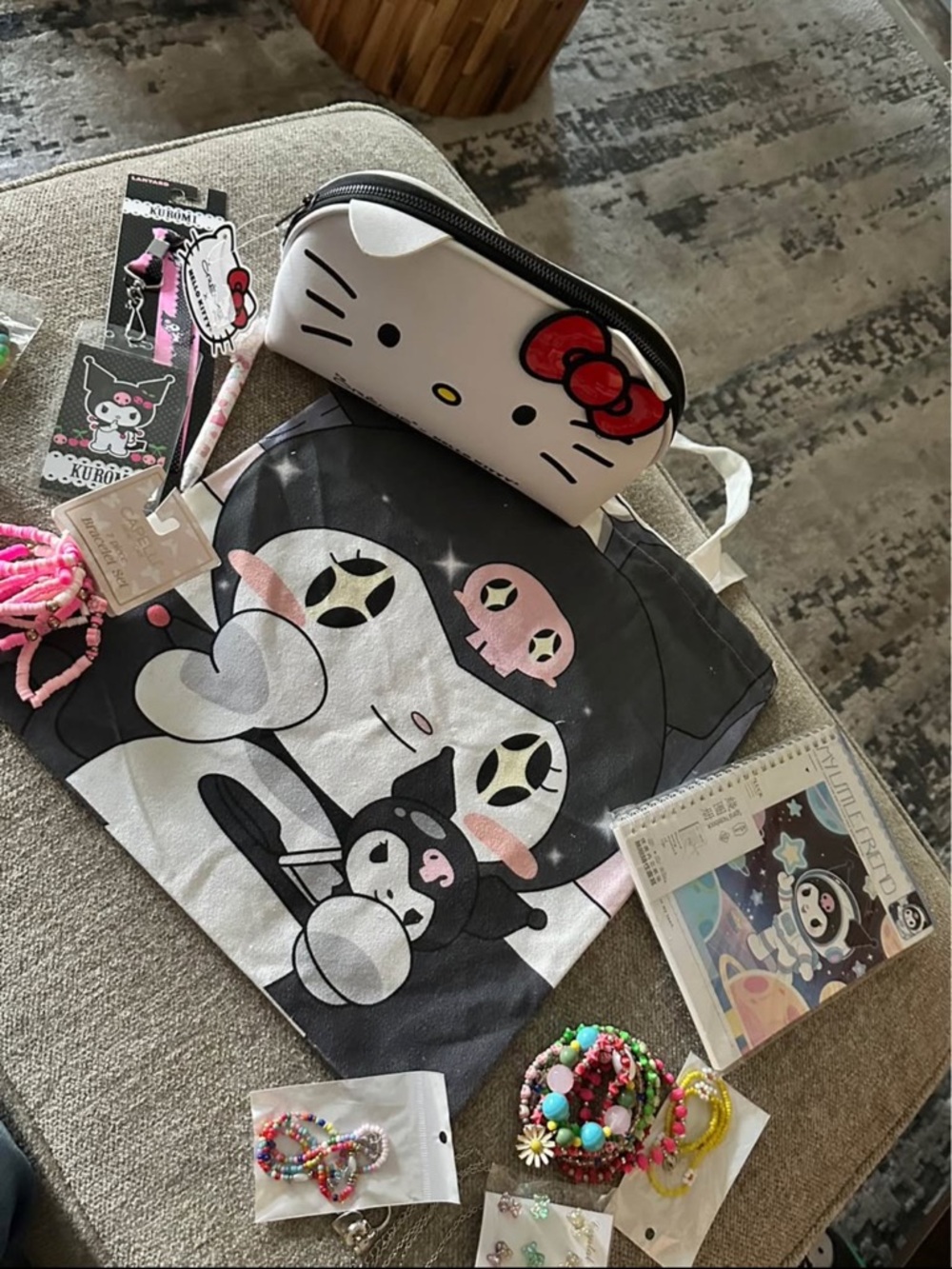 Sanrio Hello Kitty White & Red Vinyl Pencil Case - Kids Accessories ALL NEW